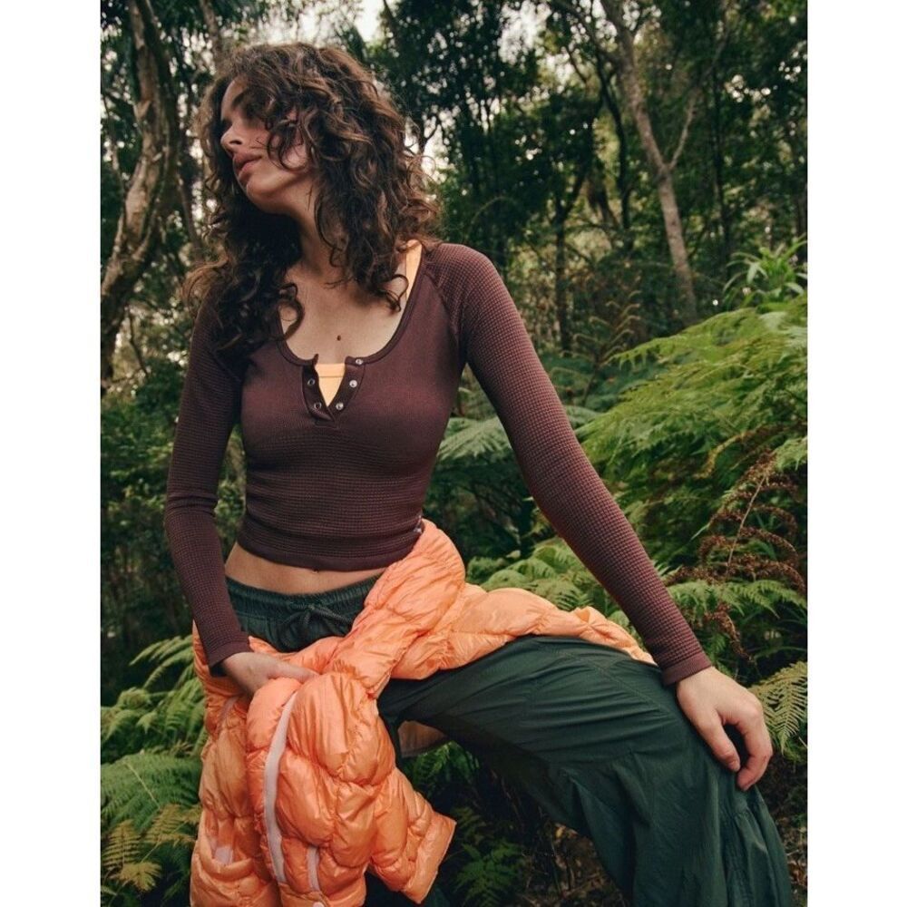 NWT Free People Movement Bail Out Long Sleeve Layer Crop Top Cocoa Brown M/L $68